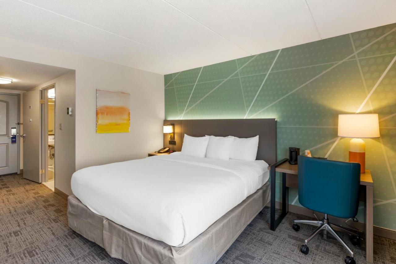 Comfort Inn & Suites Watertown Zewnętrze zdjęcie